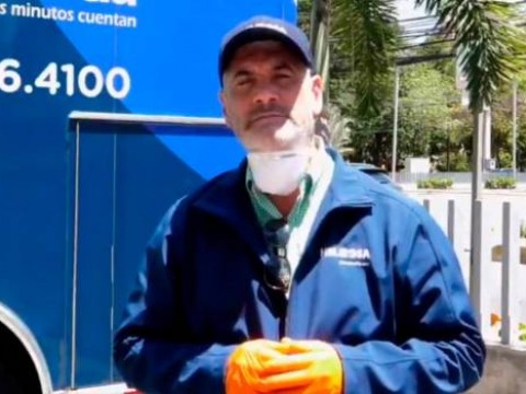 Nueva Imagen de Gonzalo, ahora con barba y bigote