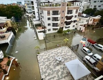 El Gran Santo Domingo amanece colapsado por intensas lluvias provocadas por vaguada