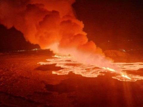 Nueva erupci&oacute;n volc&aacute;nica en Islandia, la tercera desde diciembre
