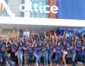 Altice demuestra que est&aacute; hecho de alegr&iacute;a en el Carnaval Vegano 2020