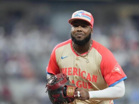 Guerrero Jr., dice jugar&aacute; el Cl&aacute;sico con RD, pero no cierra las puertas a futuro a Canad&aacute;