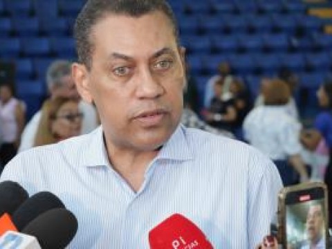 Presidente del Indotel dice plan de bloqueadores de se&ntilde;al en c&aacute;rceles "va porque va"