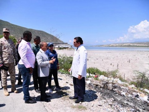 Habilitan camas en frontera por c&oacute;lera