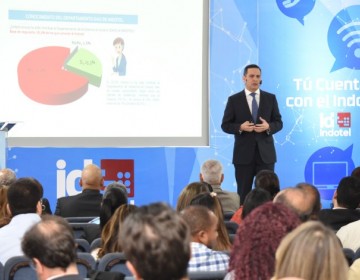 Henry Molina anuncia acciones para que usuarios conozcan y usen m&aacute;s los servicios del Indotel