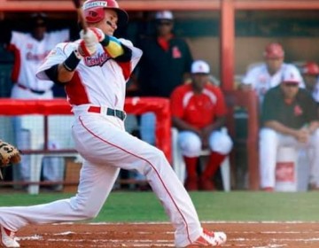 Cardenales aplastan Tigres y encadenan 5 triunfos en b&eacute;isbol Venezuela
