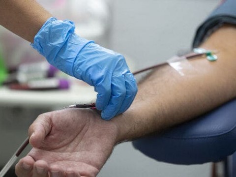 &iquest;Pueden los vacunados contra la covid-19 pueden donar sangre?