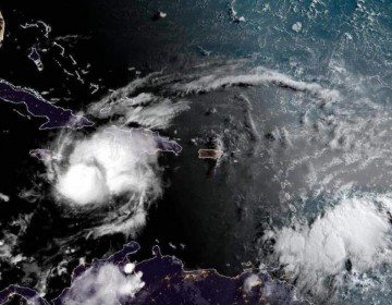 Hurac&aacute;n Beryl se aleja de RD, pero llegar&aacute; una onda tropical con m&aacute;s lluvias jueves y viernes