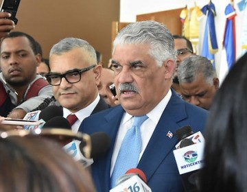 Miguel Vargas llama a perredeistas no dejarse provocar 
