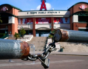 MLB y sindicato de peloteros muestran leve progreso en negociaciones para terminar paro patronal
