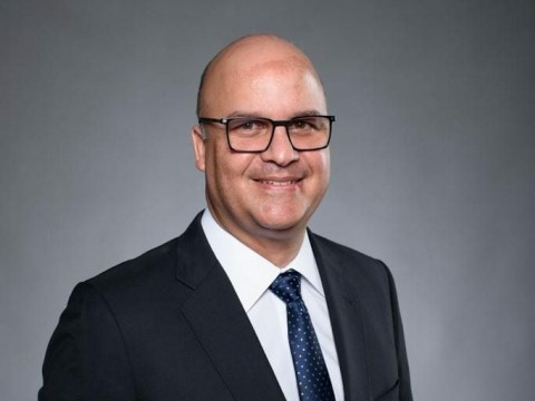 Decreto: Igor Rodr&iacute;guez de ministro Administrativo a director del IDAC