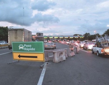 Veh&iacute;culos de emergencia tendr&aacute;n paso r&aacute;pido exclusivo en peajes