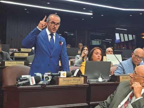 Diputado Sergio Moya: &ldquo;No existir&aacute; alguien que pruebe que le haya solicitado dinero&rdquo;