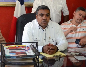 Choferes piden readecuar horario de salida de trabajadores por toque de queda