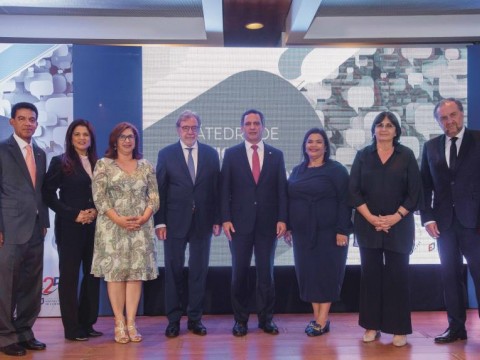 C&aacute;tedra Adriano Miguel Tejada, acercar el rol judicial a la sociedad