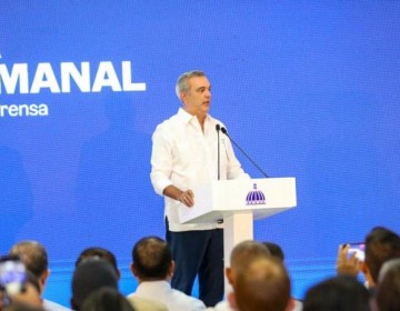 Abinader: En la sociedad debe haber un acuerdo sobre qu&eacute; prohibir y qu&eacute; permitir
