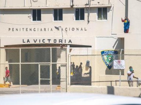 Restringen visitas a las c&aacute;rceles para proteger presos del covid-19 y la influenza