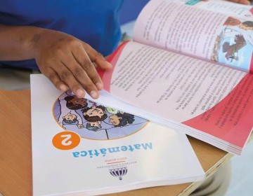 Borrador de Ley de Educaci&oacute;n propone asignar hasta 6% del PIB y reduce a&ntilde;os para la jubilaci&oacute;n