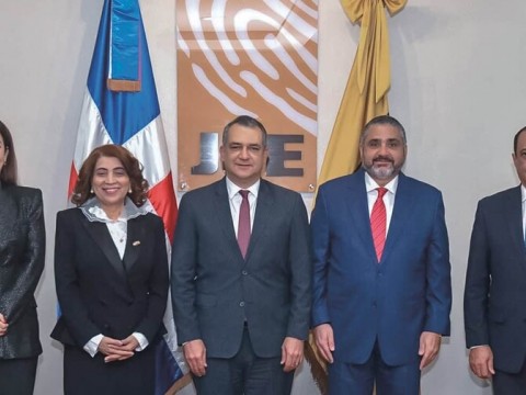 Las nuevas reglas de la JCE impedir&aacute;n la militancia en m&aacute;s de un partido pol&iacute;tico