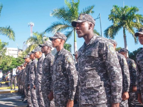 Patrullaje en Santo Domingo se ve t&iacute;mido pese a los anuncios de reforzamiento
