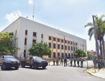 Nuevas querellas en contra de los detenidos en Operaci&oacute;n Calamar