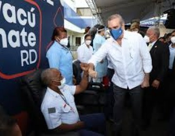 Ciudadanos ya pueden inscribirse en el Plan Nacional de Vacunaci&oacute;n sin importar la edad
