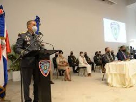 "M&aacute;s de 5 mil personas han sido multadas durante el toque de queda" seg&uacute;n director de la Polic&iacute;a 