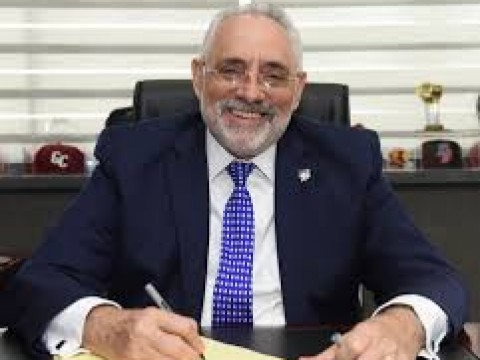 LIDOM firma contrato a&eacute;reo, traslado equipo dominicano desde Santiago a Mazatl&aacute;n