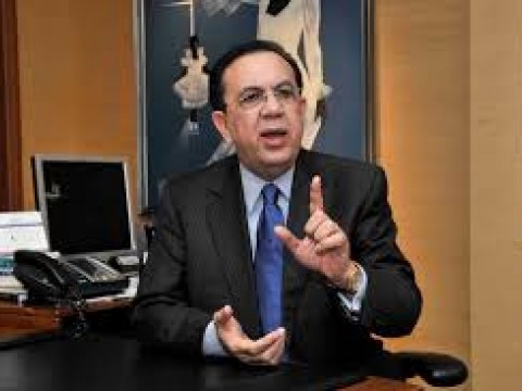Confirman a Valdez Albizu frente al Banco Central en Gobierno de Abinader por crisis