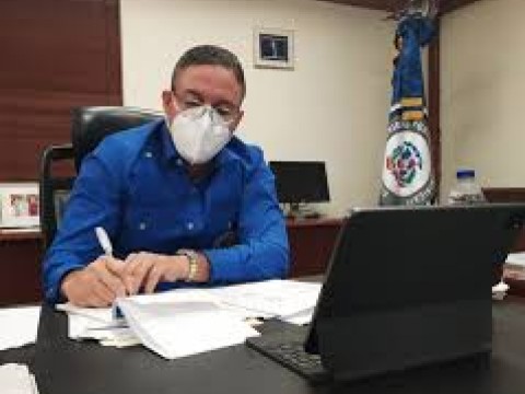 Jean Luis Rodr&iacute;guez solicita a auditar gesti&oacute;n de V&iacute;ctor G&oacute;mez Casanova