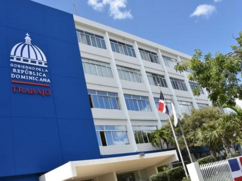 Ministerio de Trabajo emite resoluci&oacute;n por la tormenta Franklin