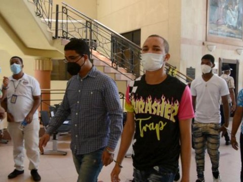 Imponen a&ntilde;o de prisi&oacute;n contra acusados en robo de 37 millones de pesos en Junta de Santiago
