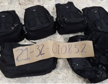 Incautan 45 kilos de coca&iacute;na dentro de mochilas en AILA