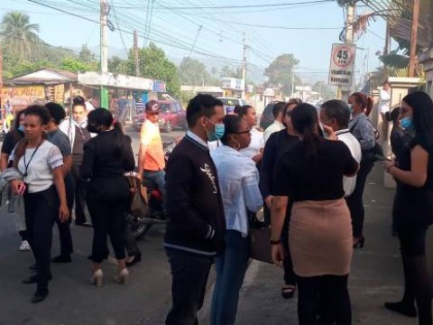 Incendio afect&oacute; el Palacio de Justicia de Bonao