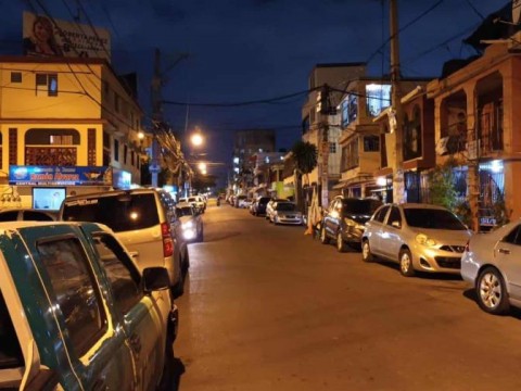 Temor y silencio en Las Flores de Cristo Rey por muerte de se&ntilde;ora