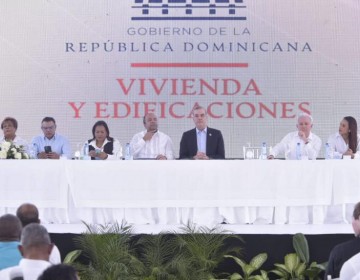 Presidente Abinader dice la oposici&oacute;n "no sabe construir mucho con poco"