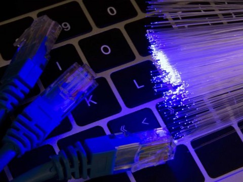 Consejo Directivo del Indotel establece aumento de velocidad m&iacute;nima de internet de banda ancha