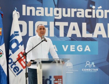 Nelson Arroyo destaca proyecto de Indotel en apoyo a la tecnolog&iacute;a educativa