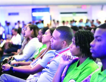 Indotel lanza programa de alfabetizaci&oacute;n digital para 100,000 personas