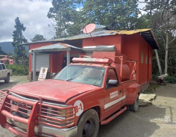 Interior y Polic&iacute;a gestiona compra de camiones a bomberos