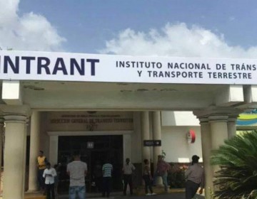 INTRANT abandona trabajos en San Crist&oacute;bal y produce caos en el tr&aacute;nsito urbano 