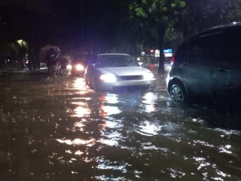 &iquest;El seguro de veh&iacute;culo cubre los da&ntilde;os por inundaciones?