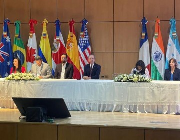Invertir&aacute;n m&aacute;s de mil millones de pesos en becas internacionales del Mescyt