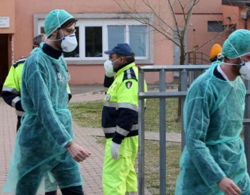Italia endurece restricciones para aislar focos del coronavirus