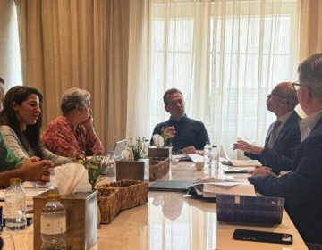 Ministro Bison&oacute; agota agenda de encuentros sobre comercio bilateral en Emiratos &Aacute;rabes Unidos
