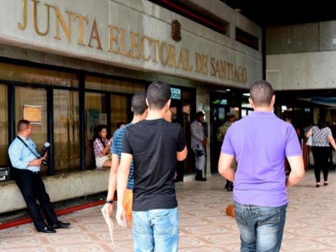 Condena de 15 a&ntilde;os para seguridad de la JCE en Santiago por robo de vi&aacute;ticos de elecciones