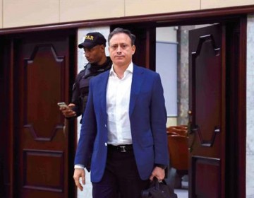 Exprocurador Jean Alain pide excluir pruebas presentadas por quienes fueron sus "subalternos"