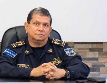 Mueren al estrellarse helic&oacute;ptero el director de la Polic&iacute;a salvadore&ntilde;a y un exbanquero pr&oacute;fugo