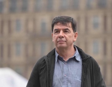 Gobierno de M&eacute;xico afirma estar "bajo asedio" por espionaje de EEUU