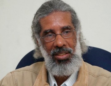 Juan Hubieres vuelve a protestar