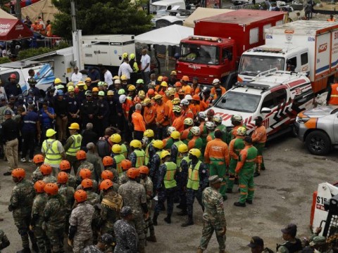 Apesadumbrado, Juan Manuel M&eacute;ndez reporta 221 v&iacute;ctimas en la tragedia de Jet Set